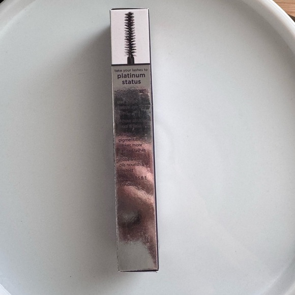 TARTE- lights, camera, lashes platinum mascara - Picture 11 of 16